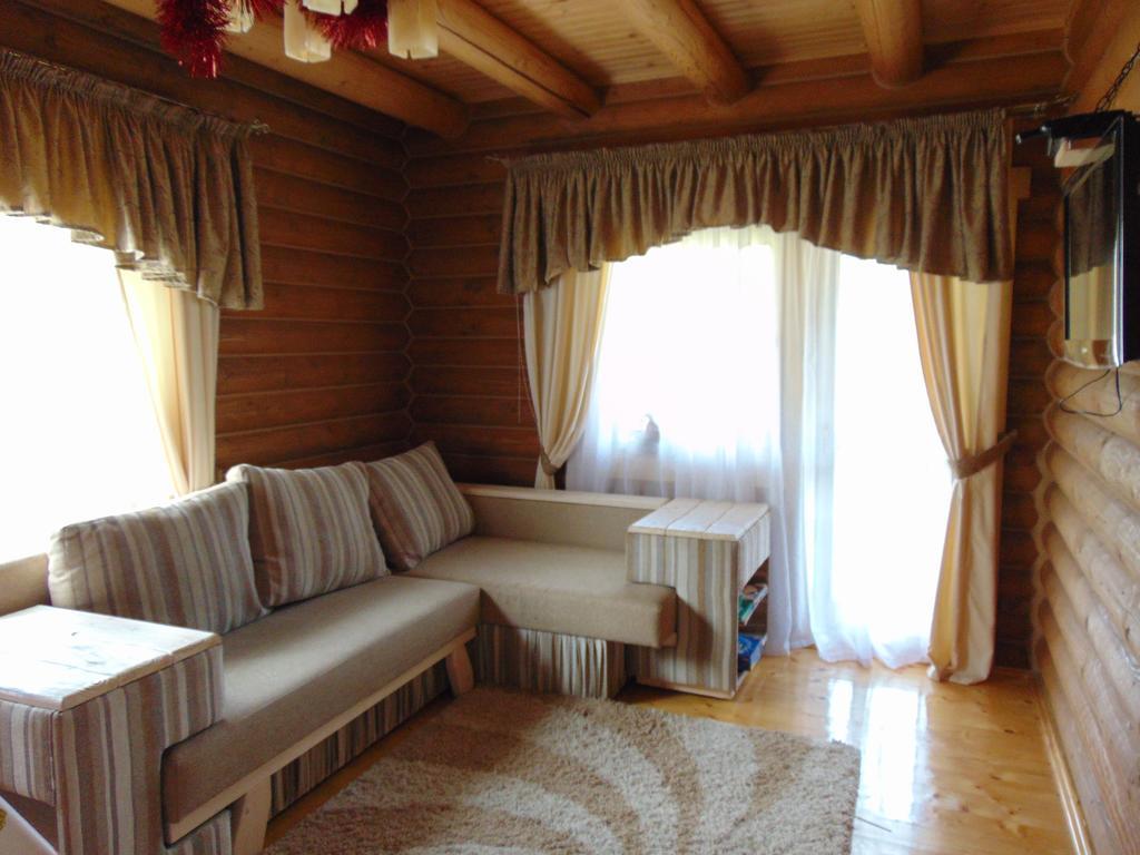 Leoslav Apartments Tatariv Esterno foto